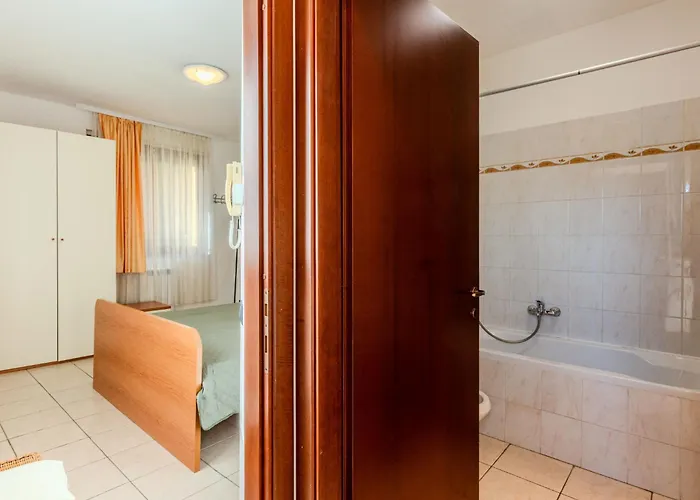 Mimosa 1 By Interhome Appartement