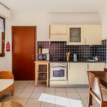 Mimosa 1 By Interhome Lägenhet *