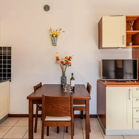 Lägenhet Mimosa 1 By Interhome San Siro (Lombardy)